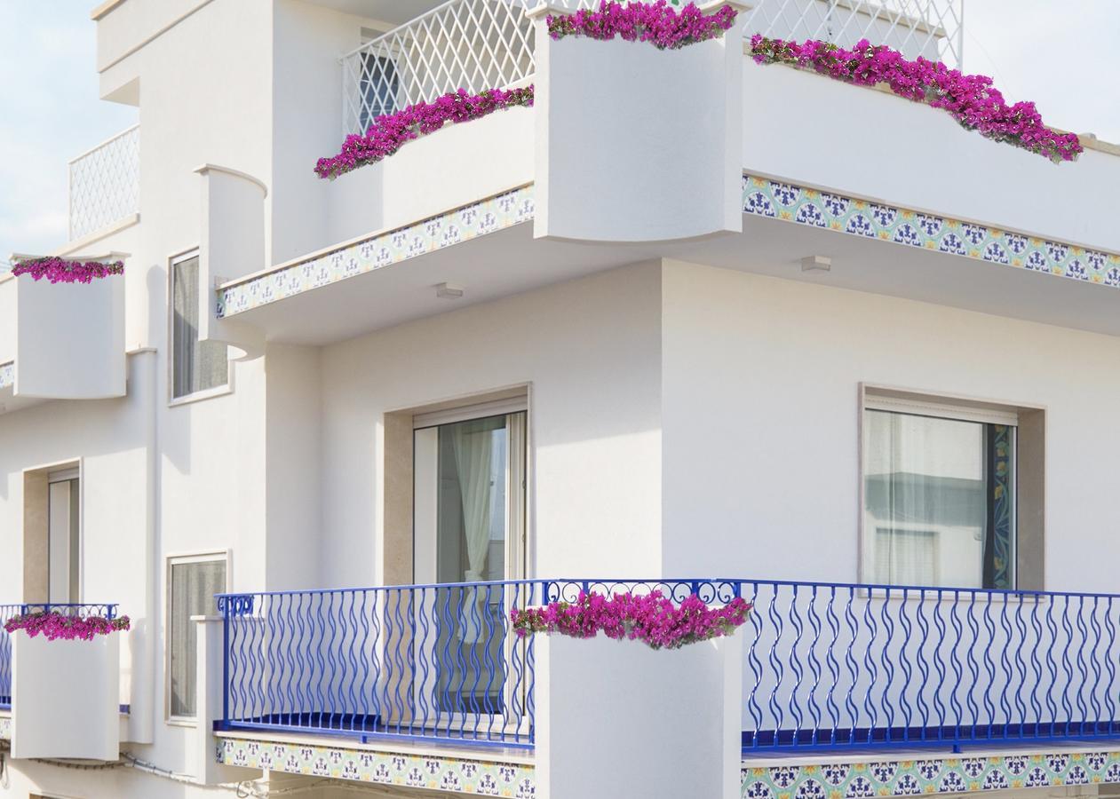 Le Bateau Bleu - Adults Only 12 Plus Porto Cesareo Esterno foto